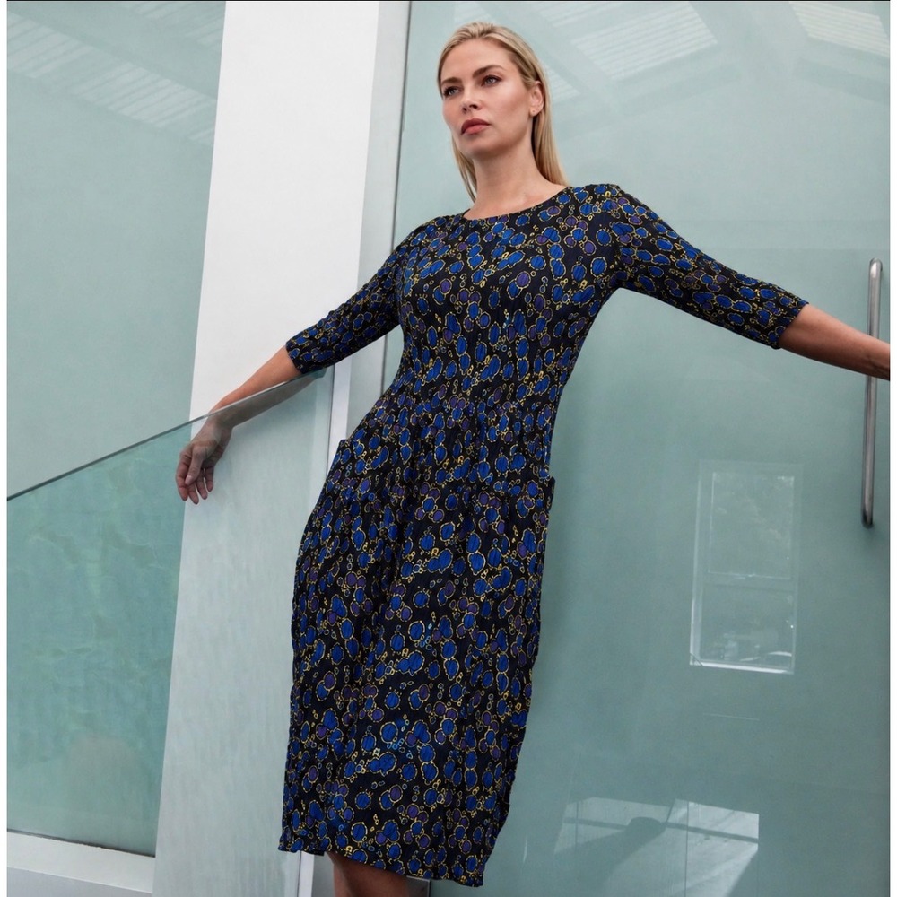 Alquema Smash Pocket Dress Size 1 Blue Abstract Crinkle 3/4 Sleeve Midi cockail